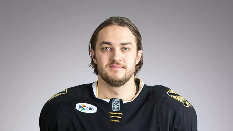 Хоккеист «Нефтехимика» Чмыхов продолжит карьеру в омском «Авангарде»