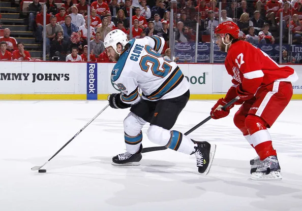 Райан Клоу покинул «Сан-Хосе Шаркс»