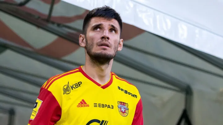 «Проблема в долгосрочных контрактах с иностранцами». Бурлак — о лимите