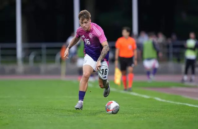 Лука Нец продлил контракт с «Боруссией» до 2027 года