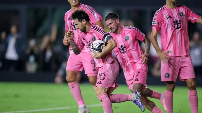 Стало известно, с кем Месси и «Интер Майами» будут играть в финале Кубка лиг