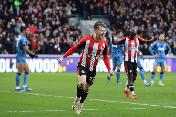 «Брентфорд» — «Астон Вилла»: битва за три очка на «Брентфорд Коммьюнити»