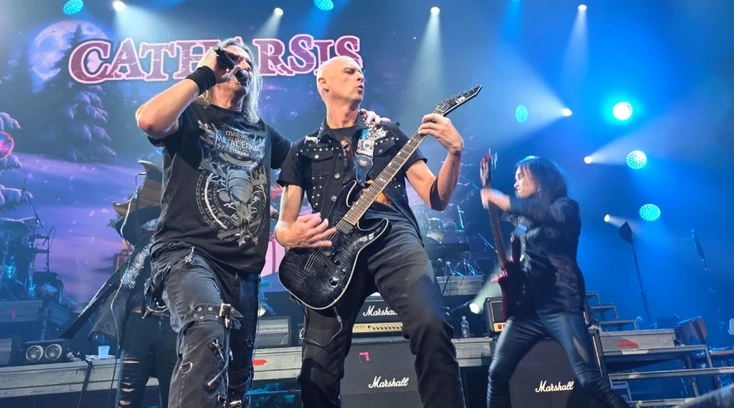 Вокалист Catharsis назвал арбитра Карасева крутым гитаристом