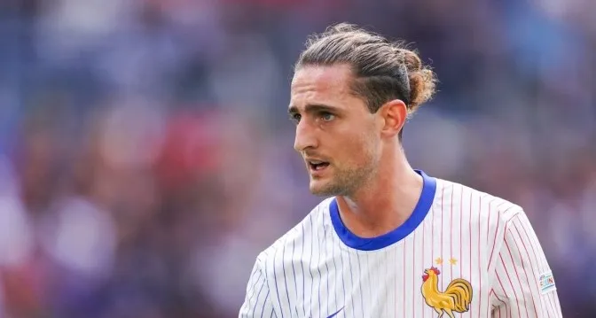 «Наполи» и «Милан» ведут борьбу за Рабьо