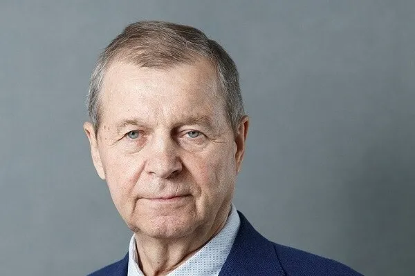 Карандин сказал, что арбитры в КХЛ злоупотребляют видеопросмотрами