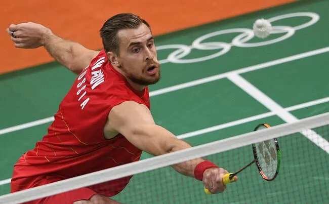 Стало известно, что еще 4 российских спортсмена получили нейтральный статус