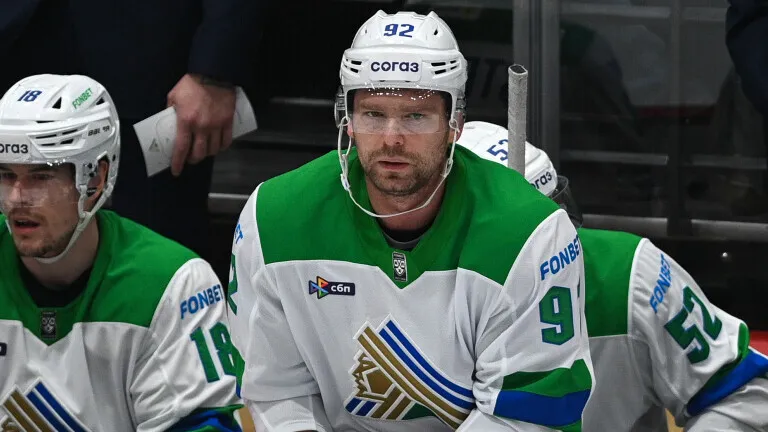 Евгений Кузнецов пропустит выездную серию «Салавата Юлаева» из-за травмы