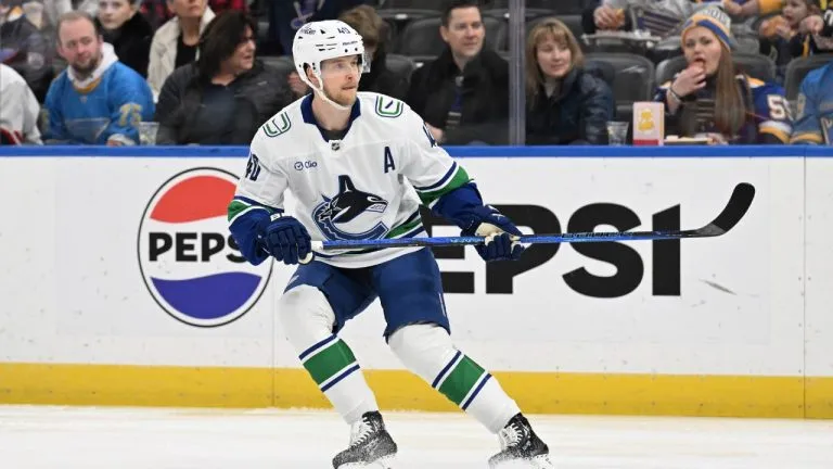 Элиас Петтерссон из «Ванкувера» готовится провести лучший сезон в НХЛ