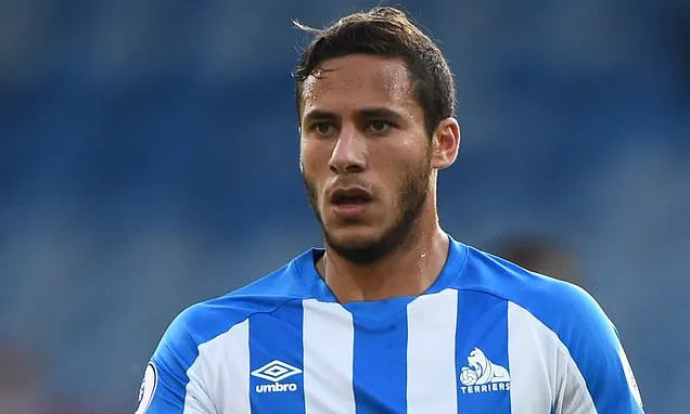 Напарник Салаха по сборной Египта получил год тюрьмы за мошенничество