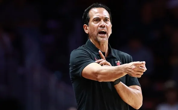 У тренера сборной США по баскетболу сгорел дом в Майами