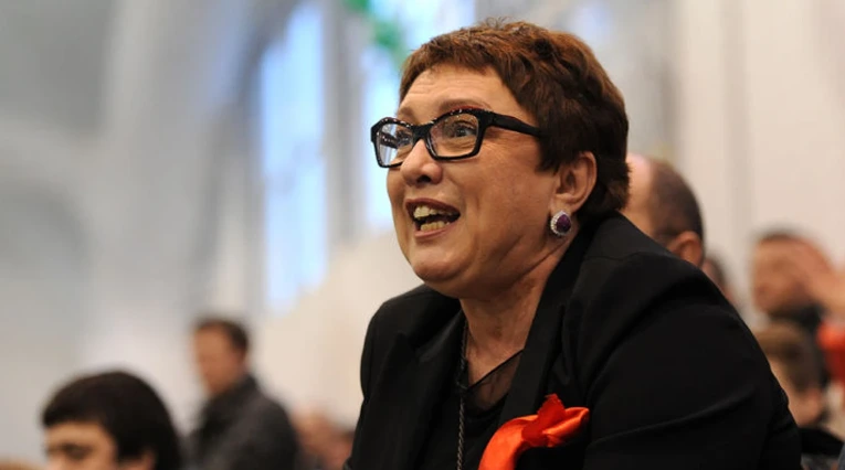 Смородская хочет сказать, что Вера не заменит Баринова в «Локомотиве»