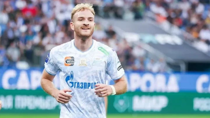 «Зенит» доплатит за Дивеева в сделке по обмену