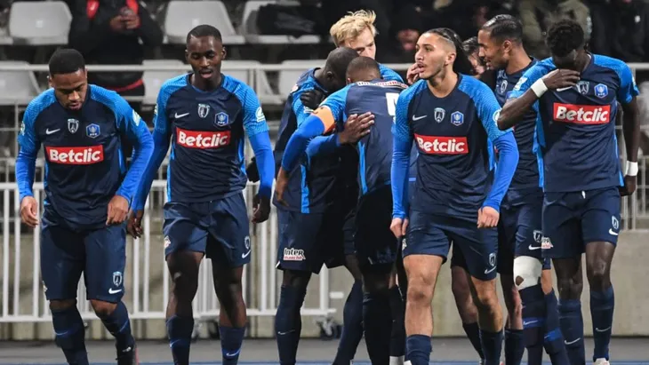 «Париж» примет «Страсбург» в матче Лиги 1 впервые за 40 лет