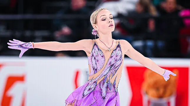 14‑летняя фигуристка Костылева начала тренировки под руководством нового тренера