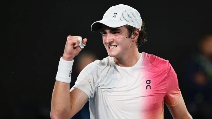 Жоао Фонсека с трудом пробился во второй круг «Мастерса»