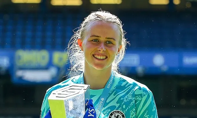 Ханна Хэмптон входит в топ лучших футболисток планеты