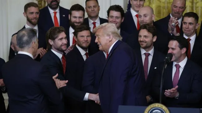 Валерий Каменский хочет прокомментировать слова Трампа о Бобровском