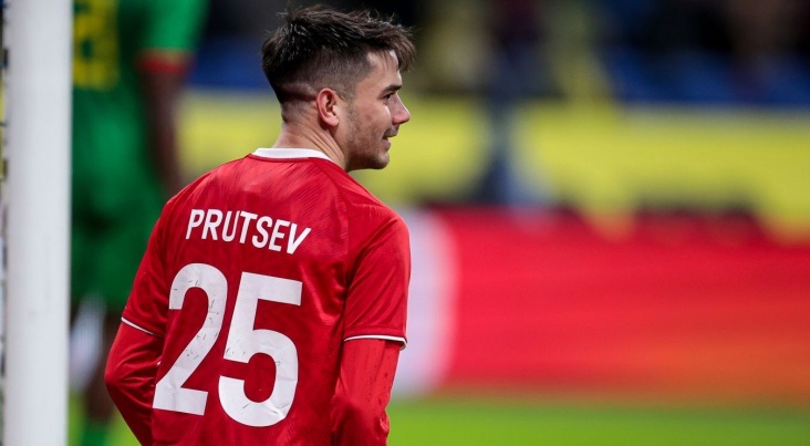 «Это потеря для Спартака»: Бубнов оценил переход Пруцева в «Локомотив»