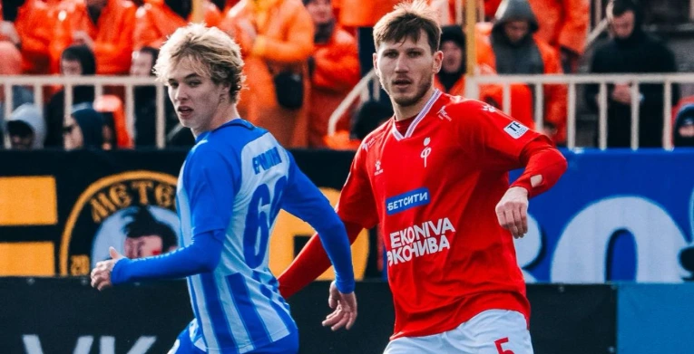 «Факел» после матча с «Соколом» единолично возглавил таблицу Первой лиги