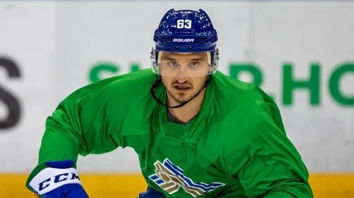 Хафизуллин переведен в «Нефтехимик»