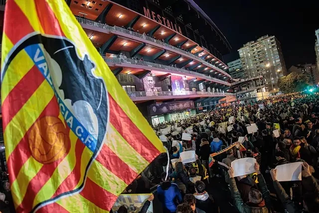 «Валенсия» подала в суд на Netflix и продюсеров фильма «Танцуй, Вини»