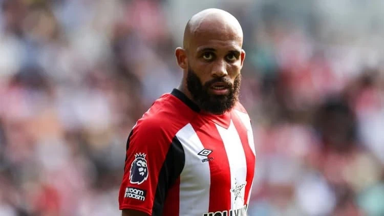 Новые проблемы в трансфере Мбемо: «Ювентус» нацелился на двойной переход