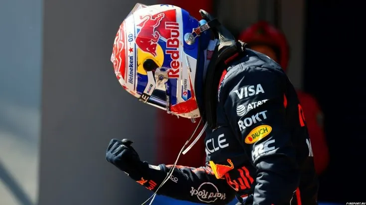 Ферстаппен лидирует в Баку от старта до финиша