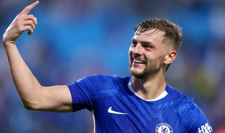 «Эвертон» завершает сделку по Кирнану Дьюзбери-Холлу