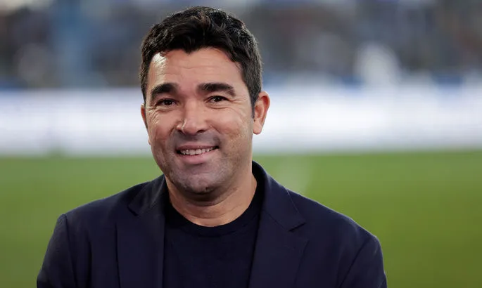 Деку объяснил, почему «Барса» отказалась от Нико Уильямса