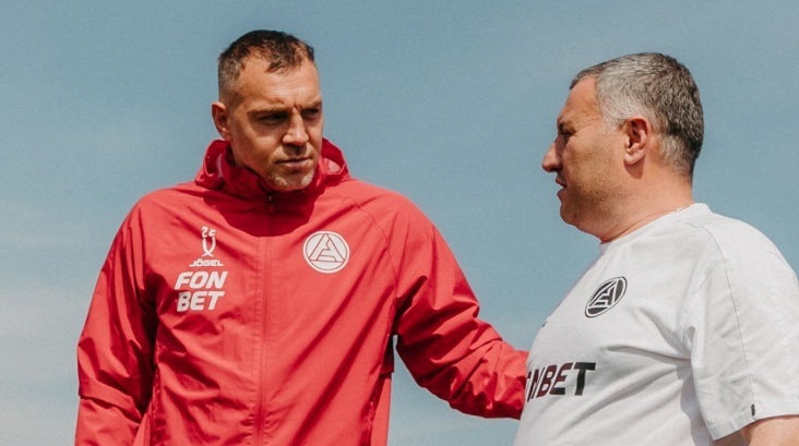 Тедеев ответил на призыв Дзюбы о трансферах в «Акрон»