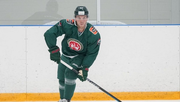 Экс-форвард «Ак Барса» Егор Бабенко подписал контракт с «Рубином»