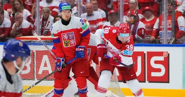 Чехи камня на камне не оставили от датчан на МЧМ по хоккею-2026