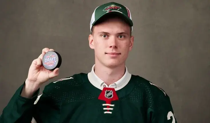 Данила Юров рассказал об адаптации в «Миннесоте»: «Все друг с другом общаются»