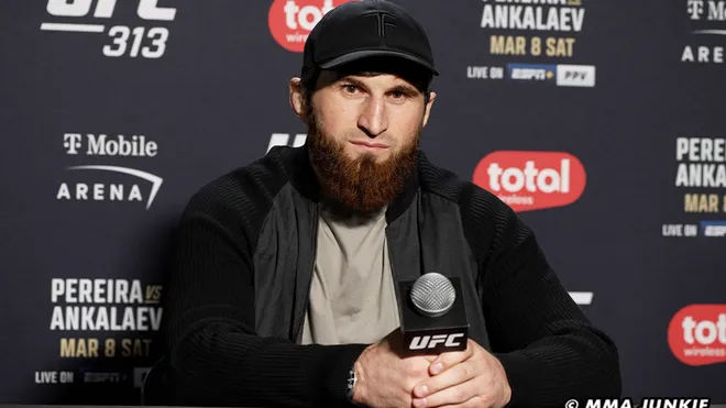 Магомед Анкалаев рассказал о том, что его мотивирует Мухаммед Али