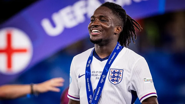 Джонатан Роу подписал контракт с «Болоньей» и попрощался с «Олимпиком»