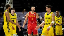 Черногория победила Швецию на Евробаскете, сохранив шансы на плей-офф