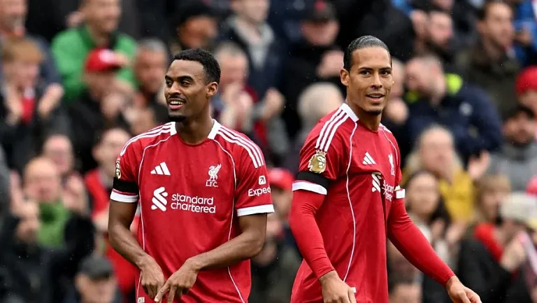 Ван Дейк отметил прогресс Гравенберха в «Ливерпуле»