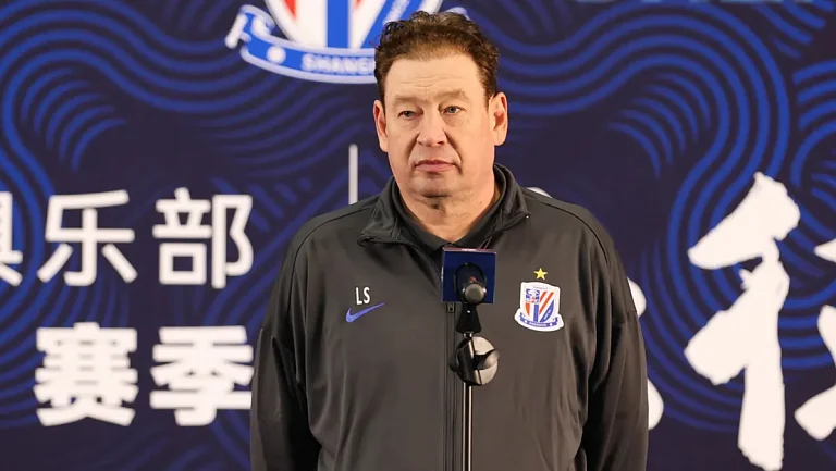 Слуцкий объяснил, почему не хочет учить китайский язык