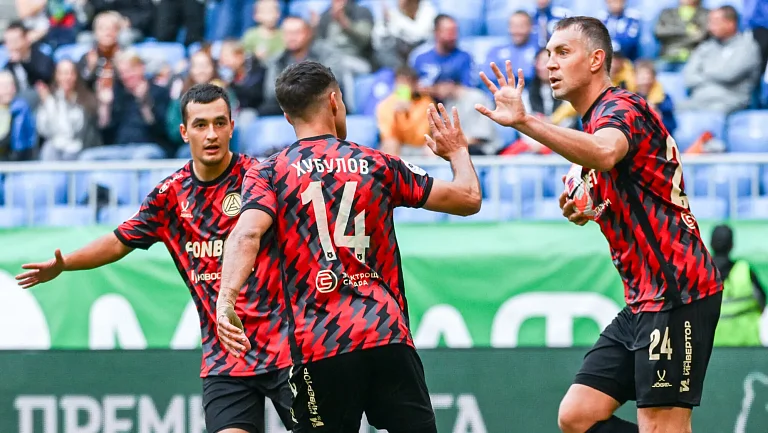 Тедеев назвал неочевидную сильную сторону Артёма Дзюбы в «Акроне»