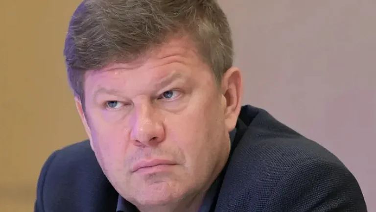 Губерниев хочет назвать имена топовых российских биатлонистов