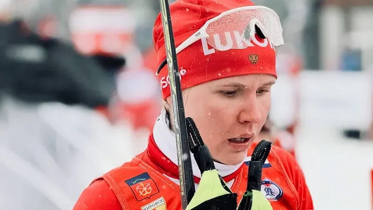 Лыжница Алина Пеклецова выиграла гонку на 10 км на этапе Кубка России