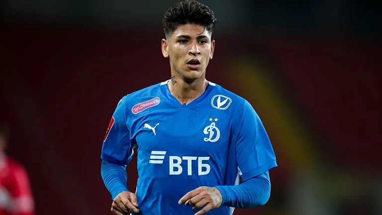 «Фламенго» возобновил переговоры с «Динамо» о переходе Карраскаля