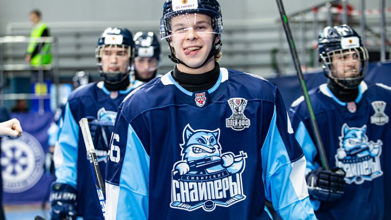 «Сибирские снайперы» разгромили «Реактор»