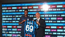 «Аталанта» представила своего нового игрока Онеста Аанора