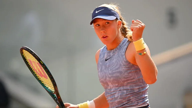 Гудок поезда дважды сорвал подачу Андреевой в матче с Костюк