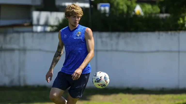 «Сочи» объявил о переходе Шагиахметова в «Волгу»