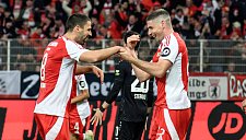 Футбольное безумие в Берлине: 8 голов за тайм и новый рекорд!