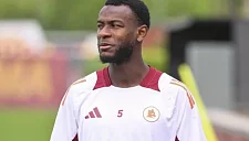 Три клуба АПЛ серьезно нацелились на защитника «Ромы» Эвана Ндики