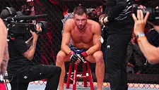 Де Риддер жёстко ответил Чимаеву: «Заткнись»