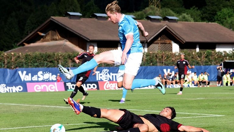 «Наполи» неожиданно проиграл «Ареццо» в товарищеском матче